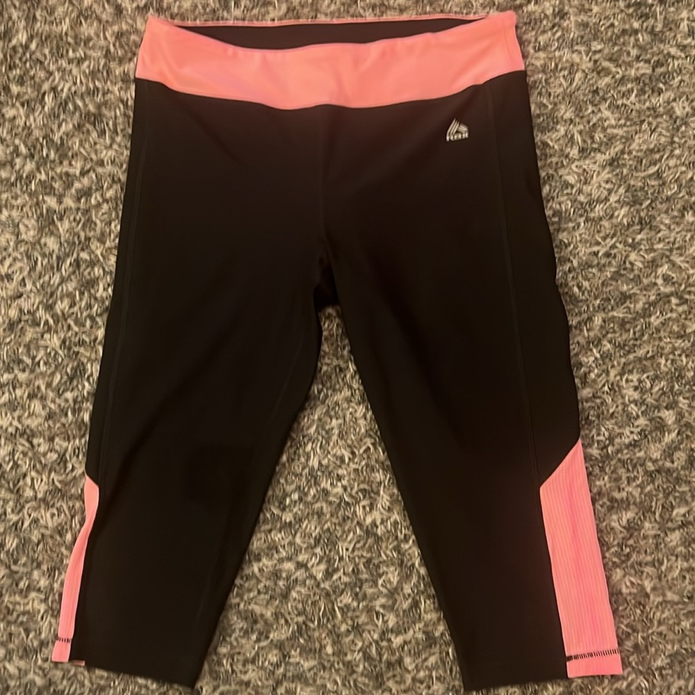 RBX Capri Active Wear Size Large Black and Coral
